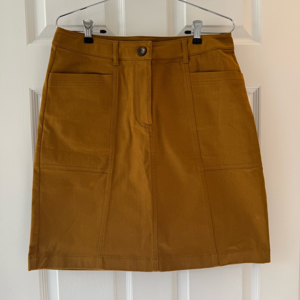 Boden “tobacco”-colored A-Line denim skirt with pockets, size 8L